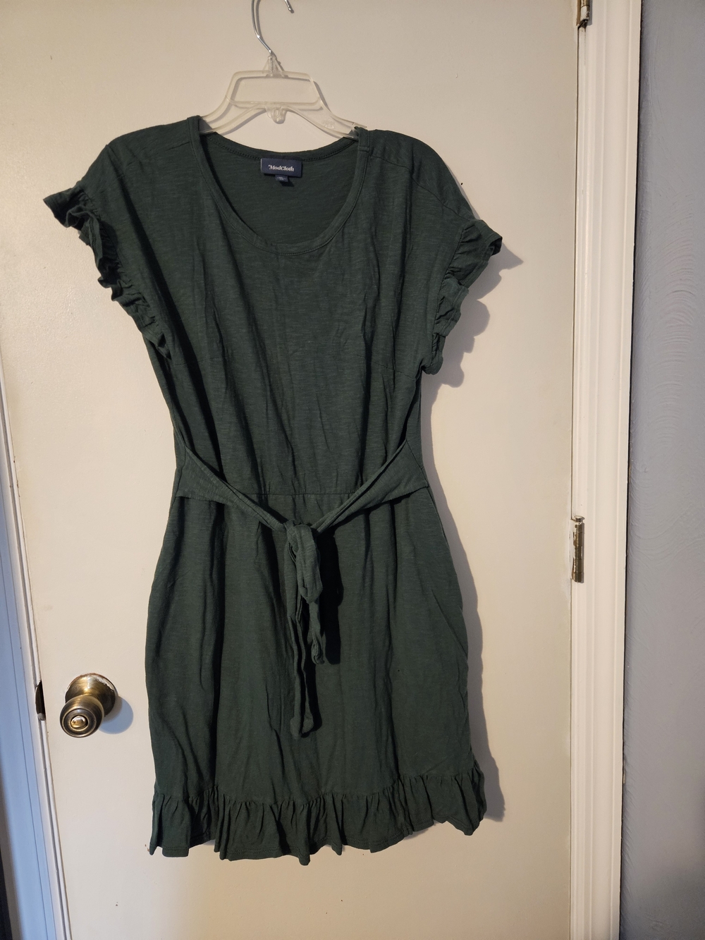 EUC Modcloth Tie-Waist Ruffle Hem Short Sleeve Dress